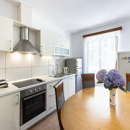 Rose- Comfort Double With Balcony And Sea View דירה *