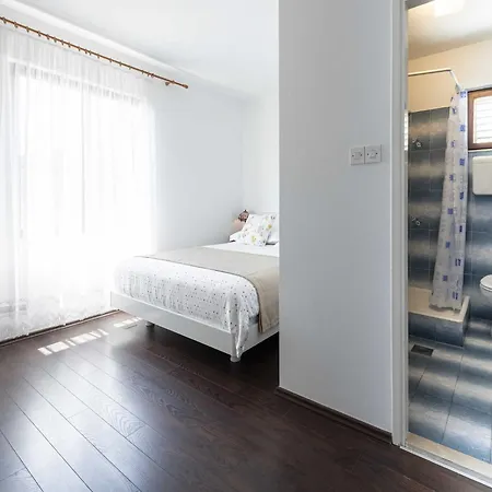 Rose- Comfort Double With Balcony And Sea View モルナット